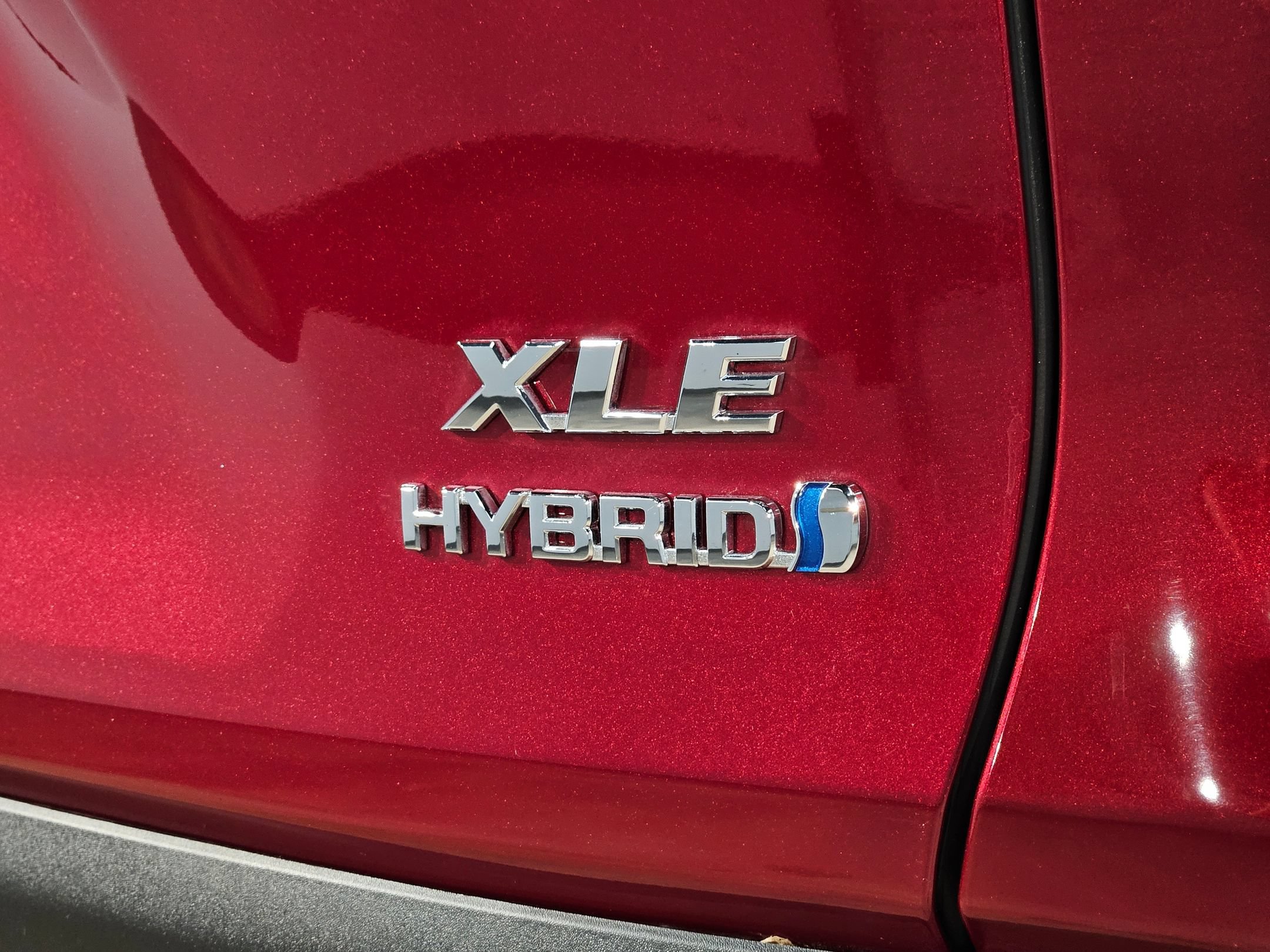 Used 2021 Toyota RAV4 XLE w/ Convenience Package AWD/4WD image 39