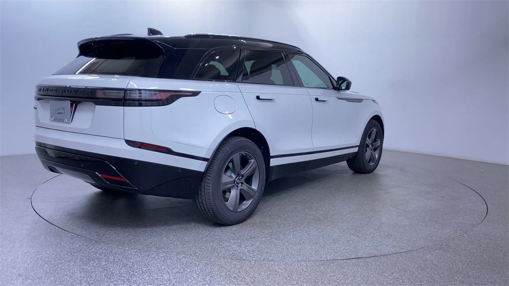 Used 2025 Land Rover Range Rover Velar Dynamic SE image 8