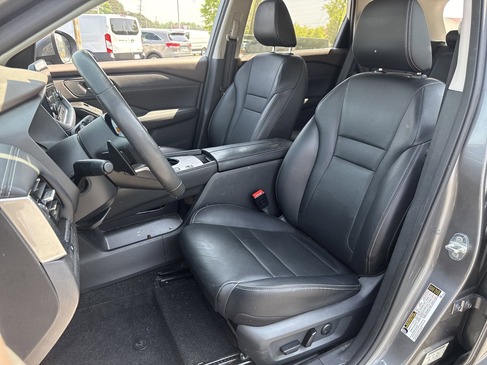 Used 2023 Nissan Rogue SL w/ SL Premium Package FWD image 9