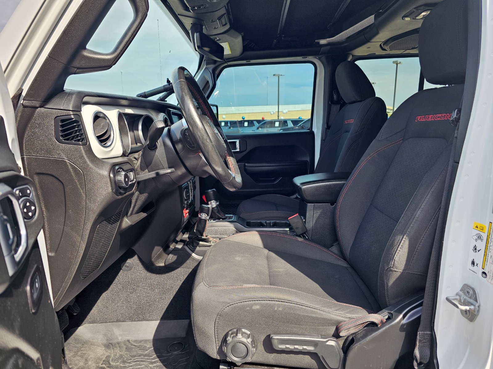 Used 2018 Jeep Wrangler Unlimited Rubicon AWD/4WD image 12