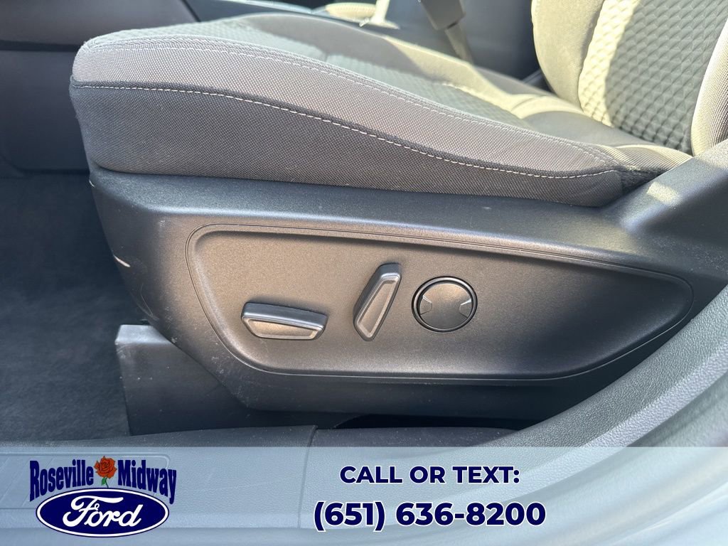 Used 2022 Ford Escape SE w/ Convenience Package image 28