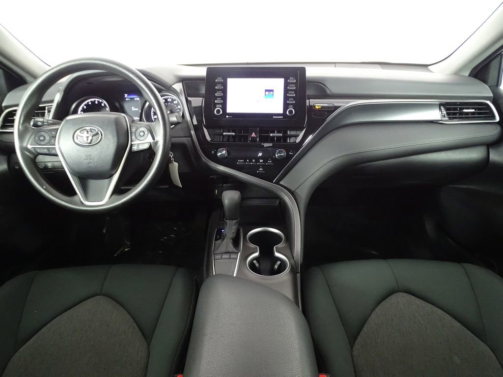 Used 2022 Toyota Camry LE image 27
