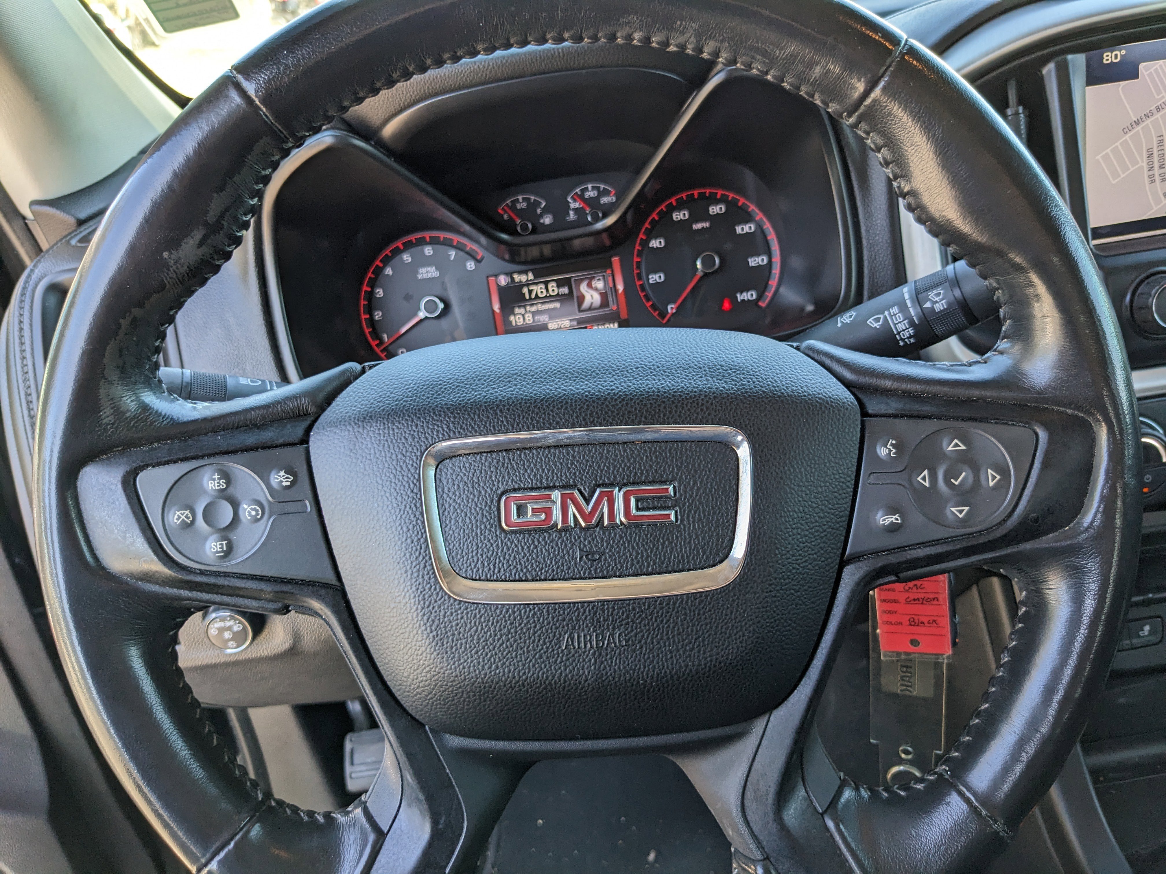 Used 2016 GMC Canyon SLT w/ Driver Alert Package image 25