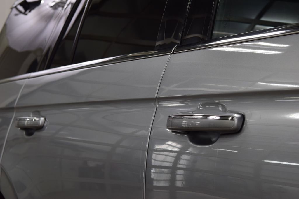 Used 2022 Lincoln Navigator Reserve AWD/4WD image 18