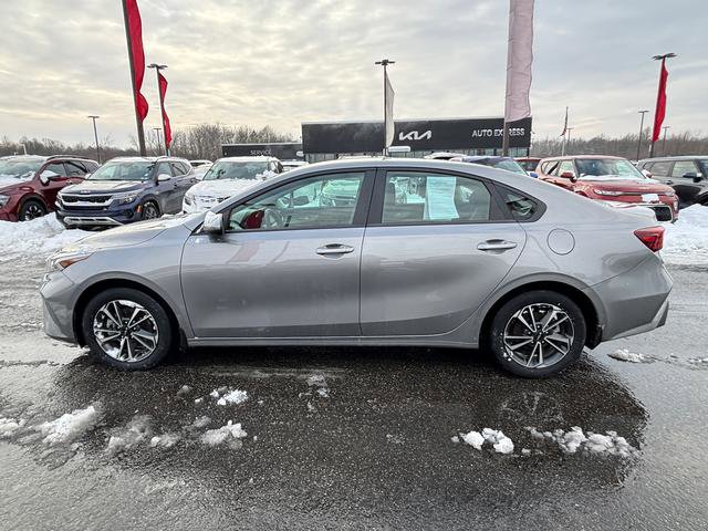 Certified 2023 Kia Forte LXS image 5