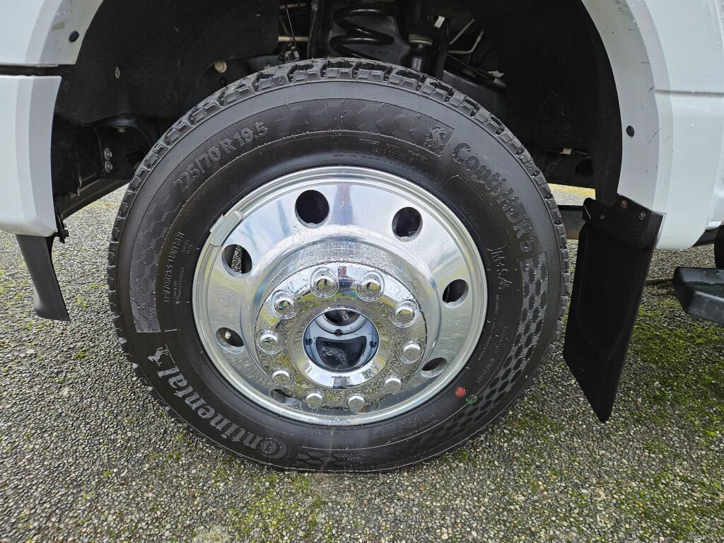 Used 2024 Ford F450 XLT w/ 360-Degree Camera Package image 9