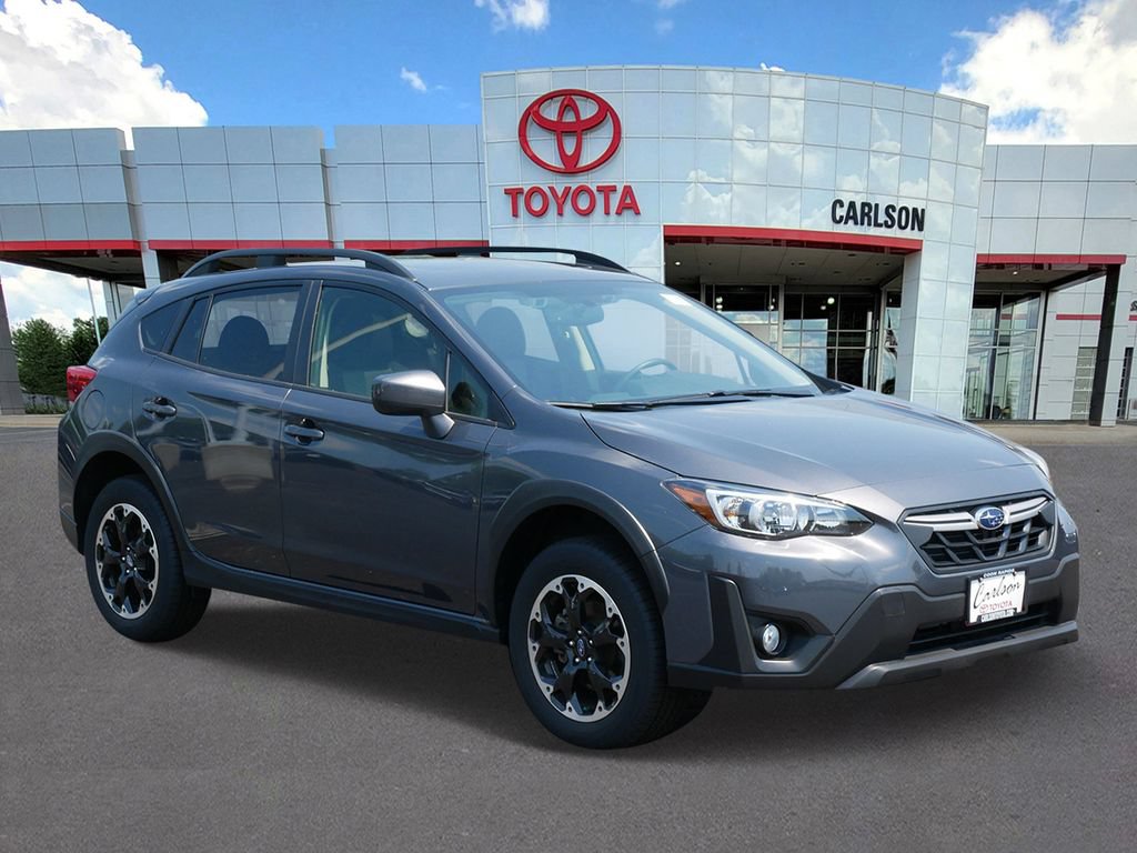 Used 2023 Subaru Crosstrek 2.0i Premium AWD/4WD image 2