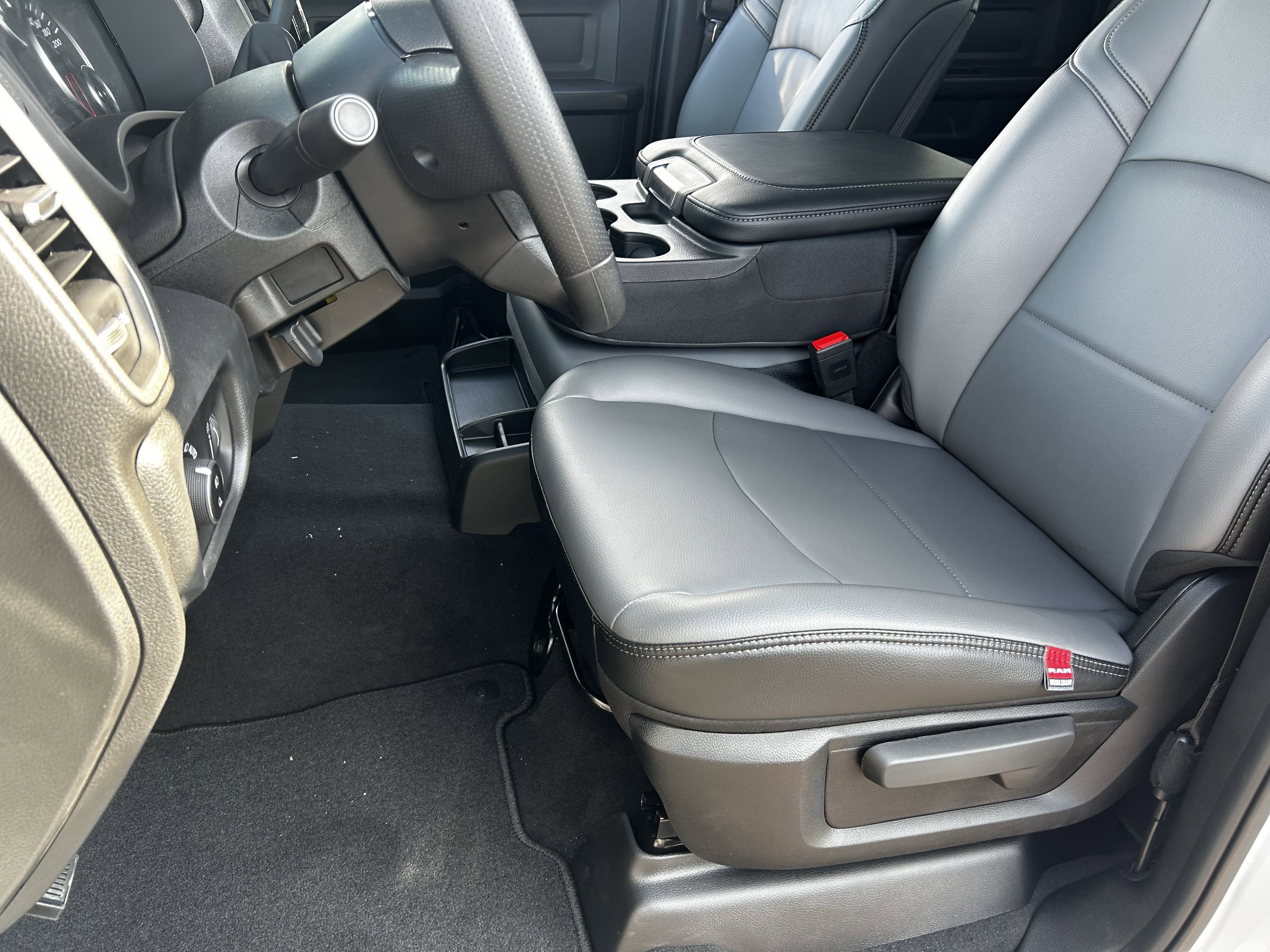 New 2026 RAM 2500 Tradesman image 17