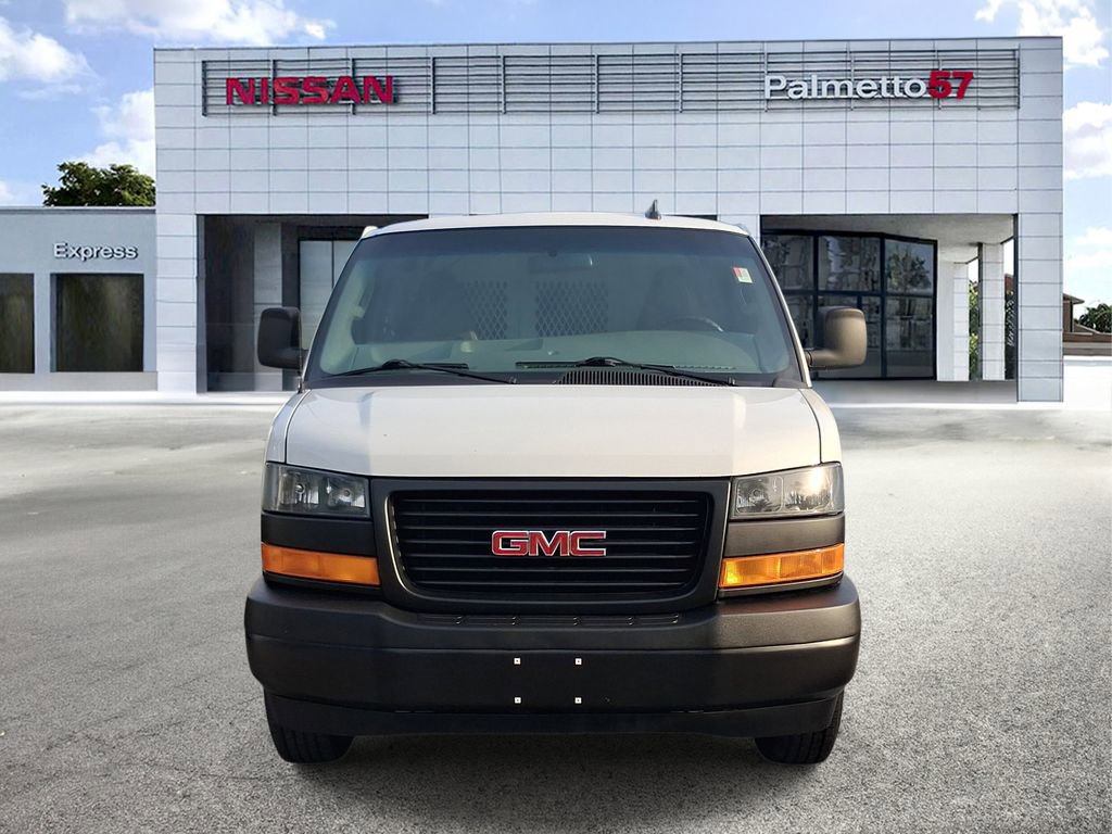 Used 2023 GMC Savana 2500 Extended w/ Driver Convenience Package image 2