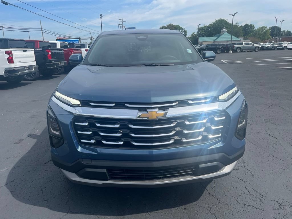 New 2027 Chevrolet Equinox LT FWD image 9