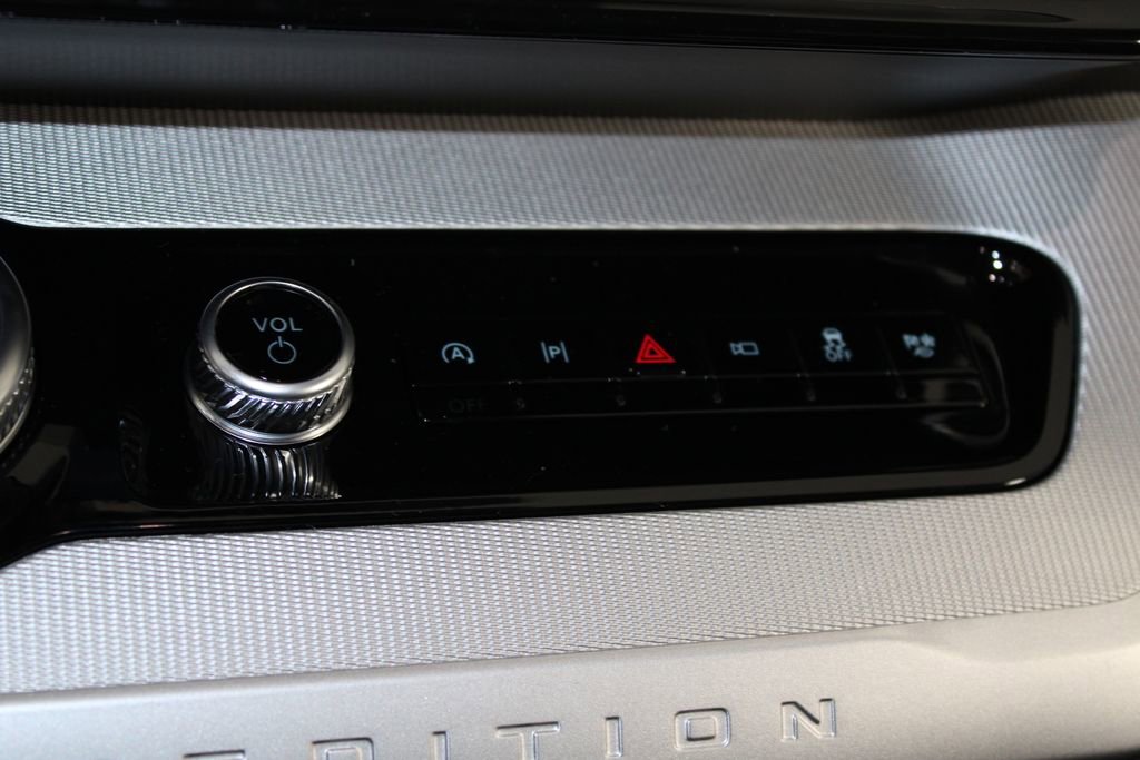 New 2026 Ford Expedition Active image 45