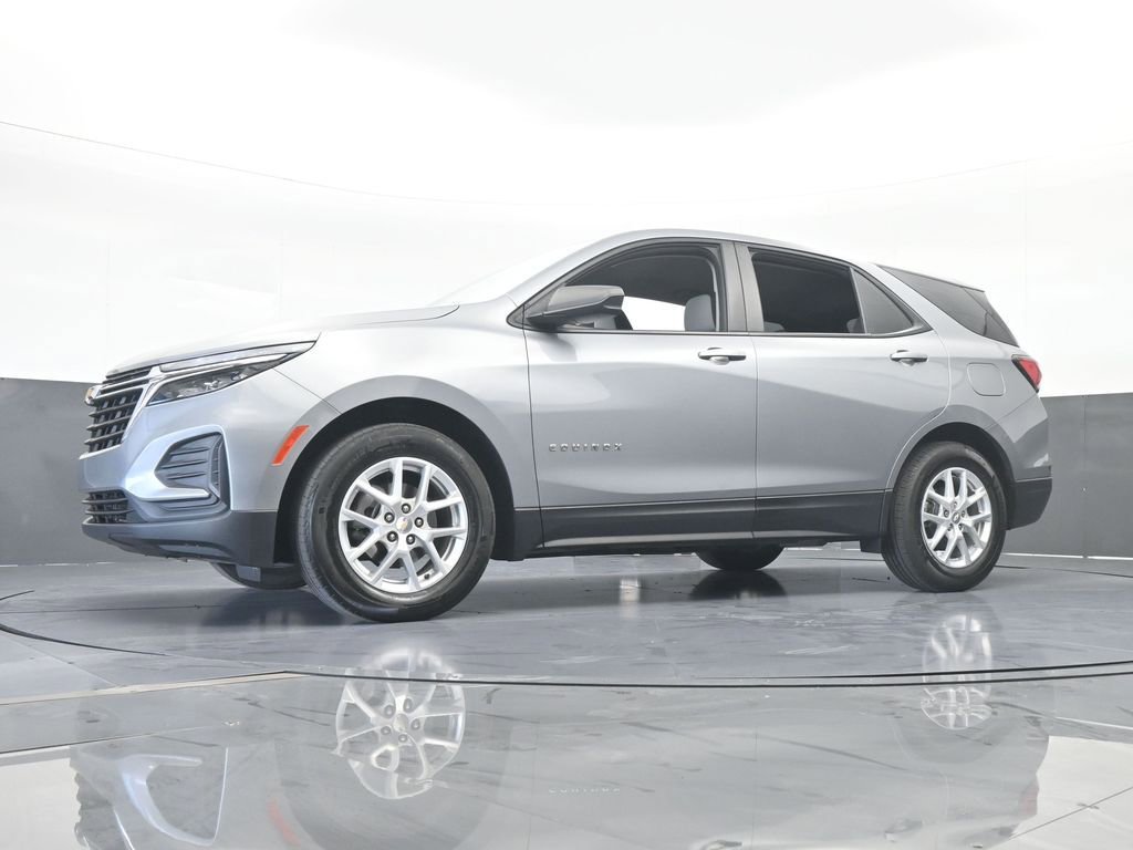 Used 2024 Chevrolet Equinox LS w/ Driver Confidence II Package image 53