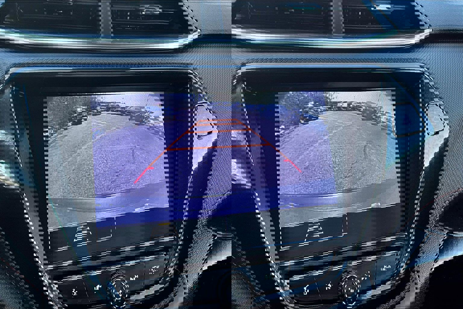 Used 2023 Chevrolet TrailBlazer RS w/ Convenience Package image 9