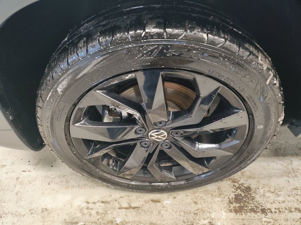 Used 2022 Volkswagen Taos SE image 19