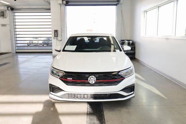 Used 2021 Volkswagen Jetta GLI image 2