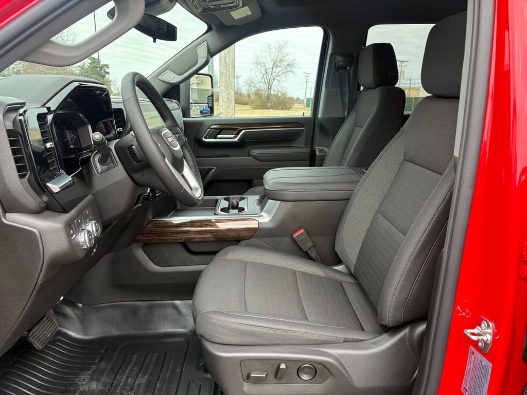 New 2026 GMC Sierra 3500 SLE w/ SLE Convenience Package image 12