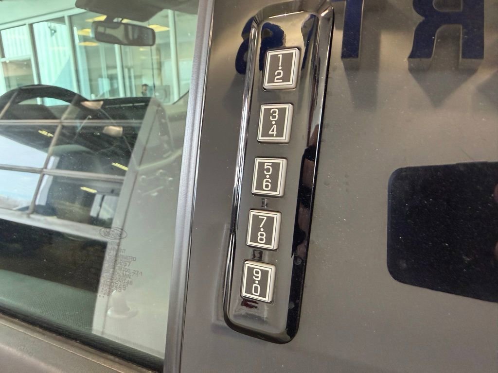 Used 2024 Ford F150 XLT image 9