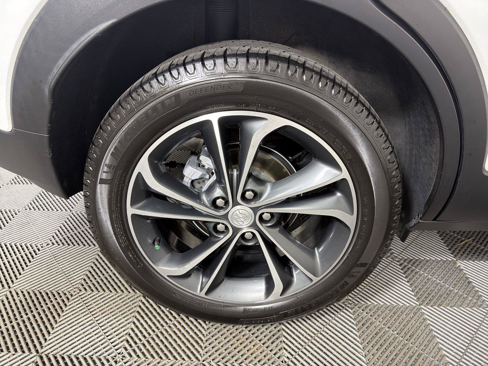 Used 2020 Buick Encore GX Select FWD image 15