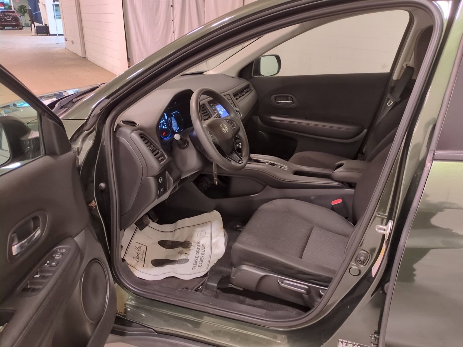 Used 2017 Honda HR-V LX image 15