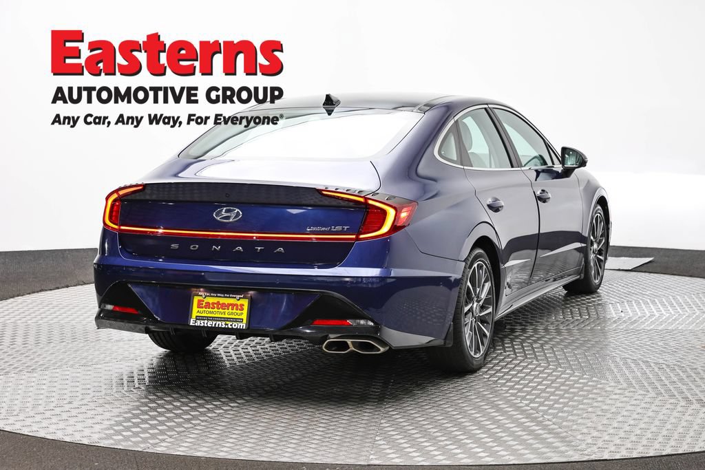 Used 2021 Hyundai Sonata Limited w/ Winter Weather Package FWD image 5