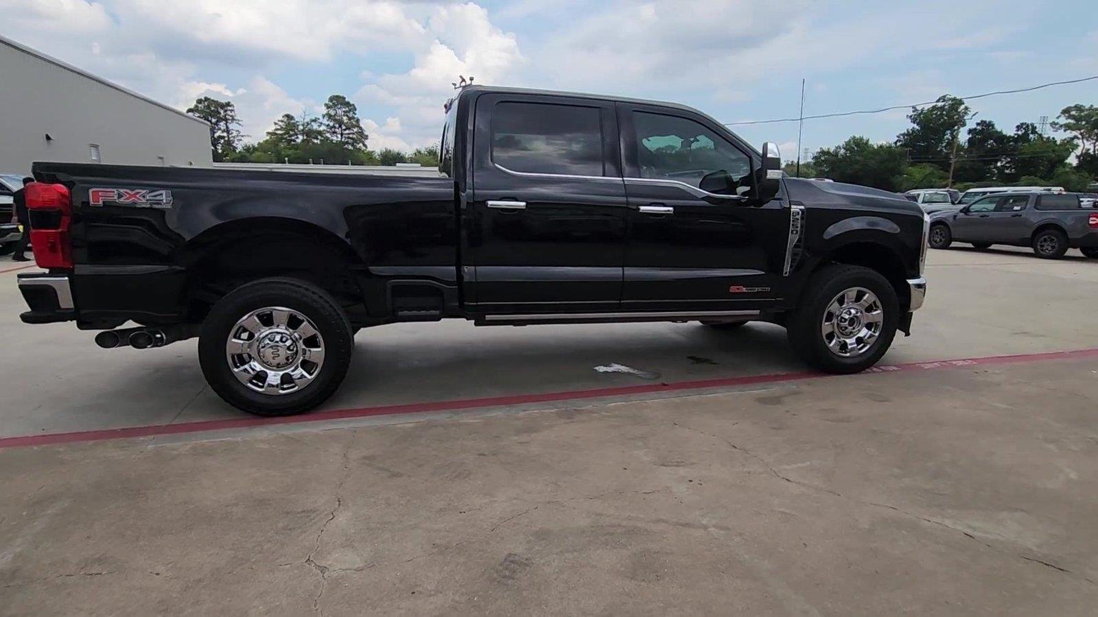 Used 2025 Ford F250 King Ranch w/ Chrome Package AWD/4WD image 34