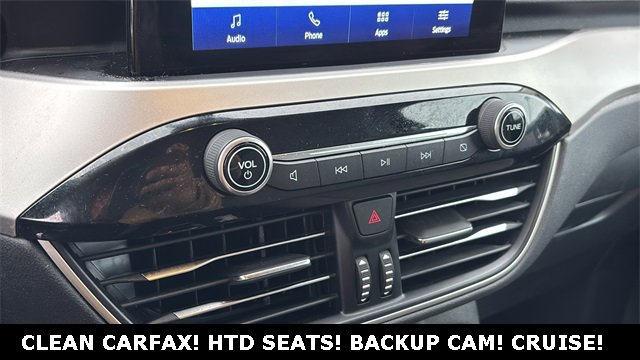 Used 2020 Ford Escape SE image 15