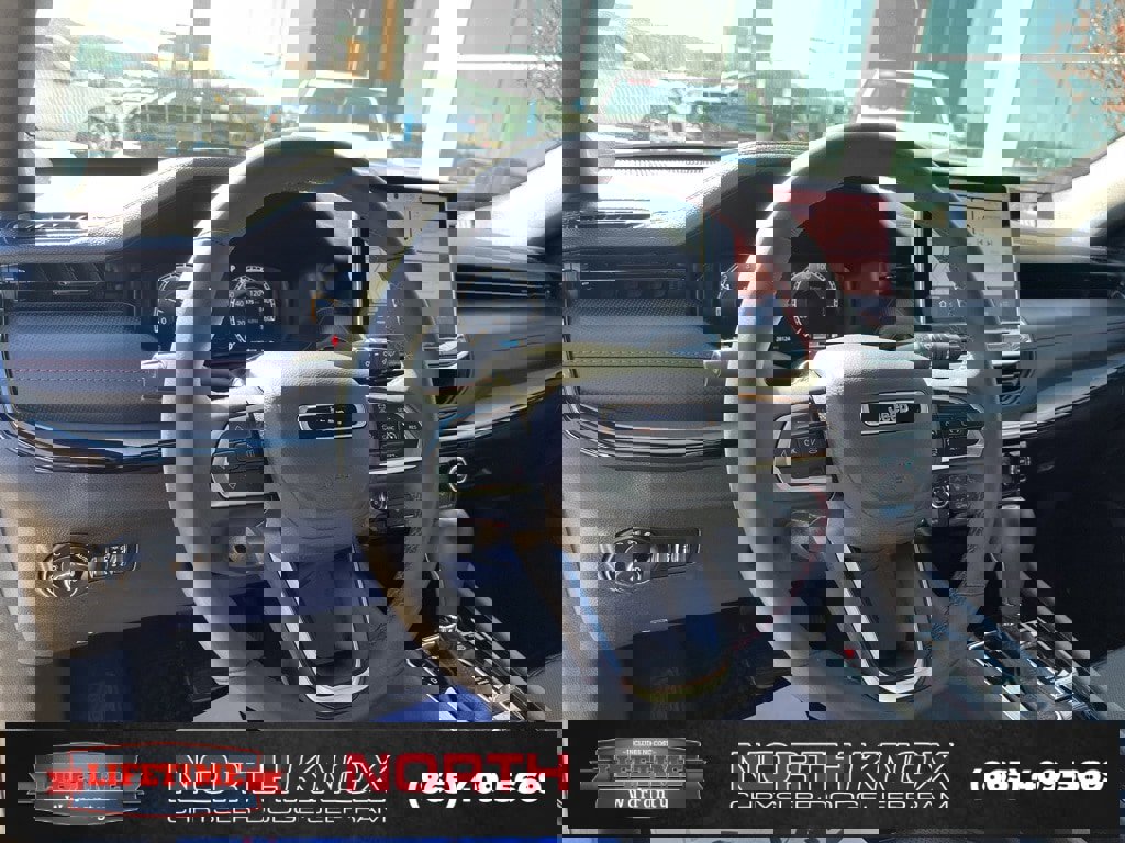 Used 2025 Jeep Compass Trailhawk w/ Trailhawk Elite Group image 6