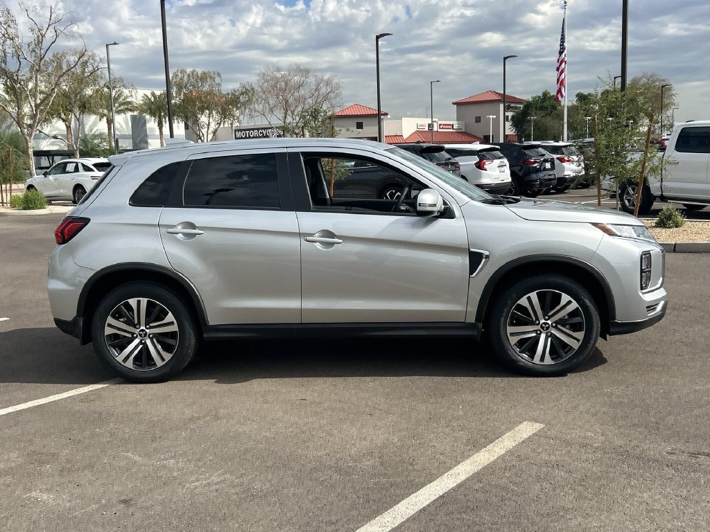 New 2027 Mitsubishi Outlander Sport SE FWD image 2