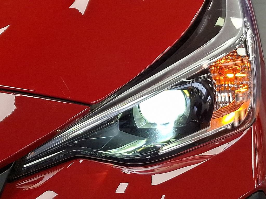 Used 2024 Subaru Crosstrek 2.0i w/ Crosstrek Mirror Package image 12