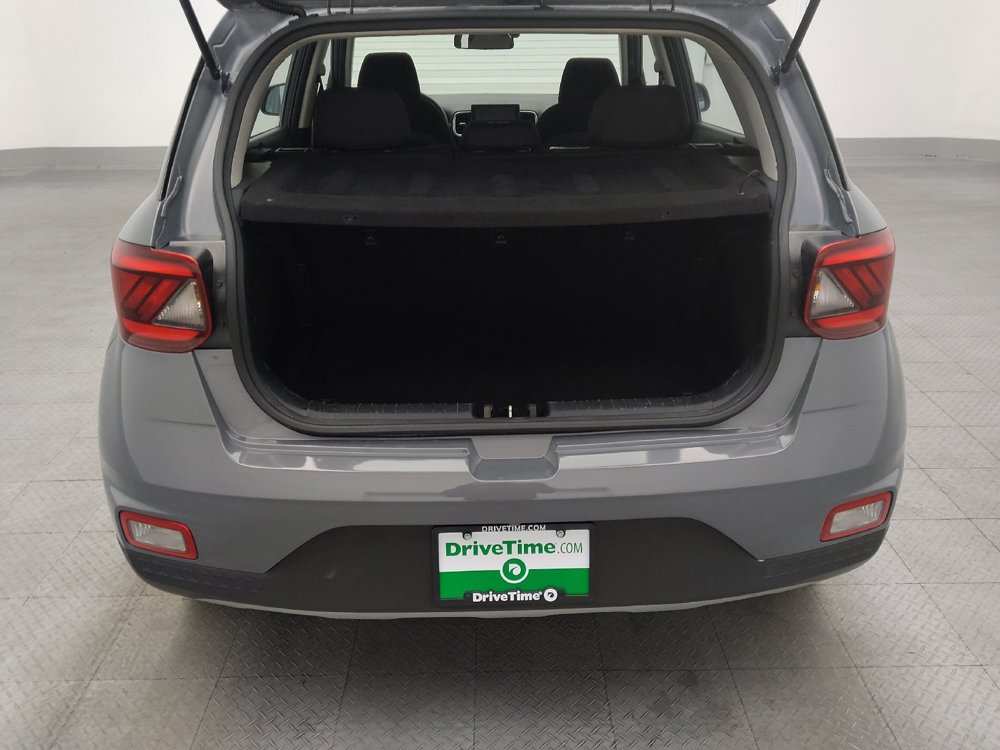 Used 2021 Hyundai Venue SE image 29