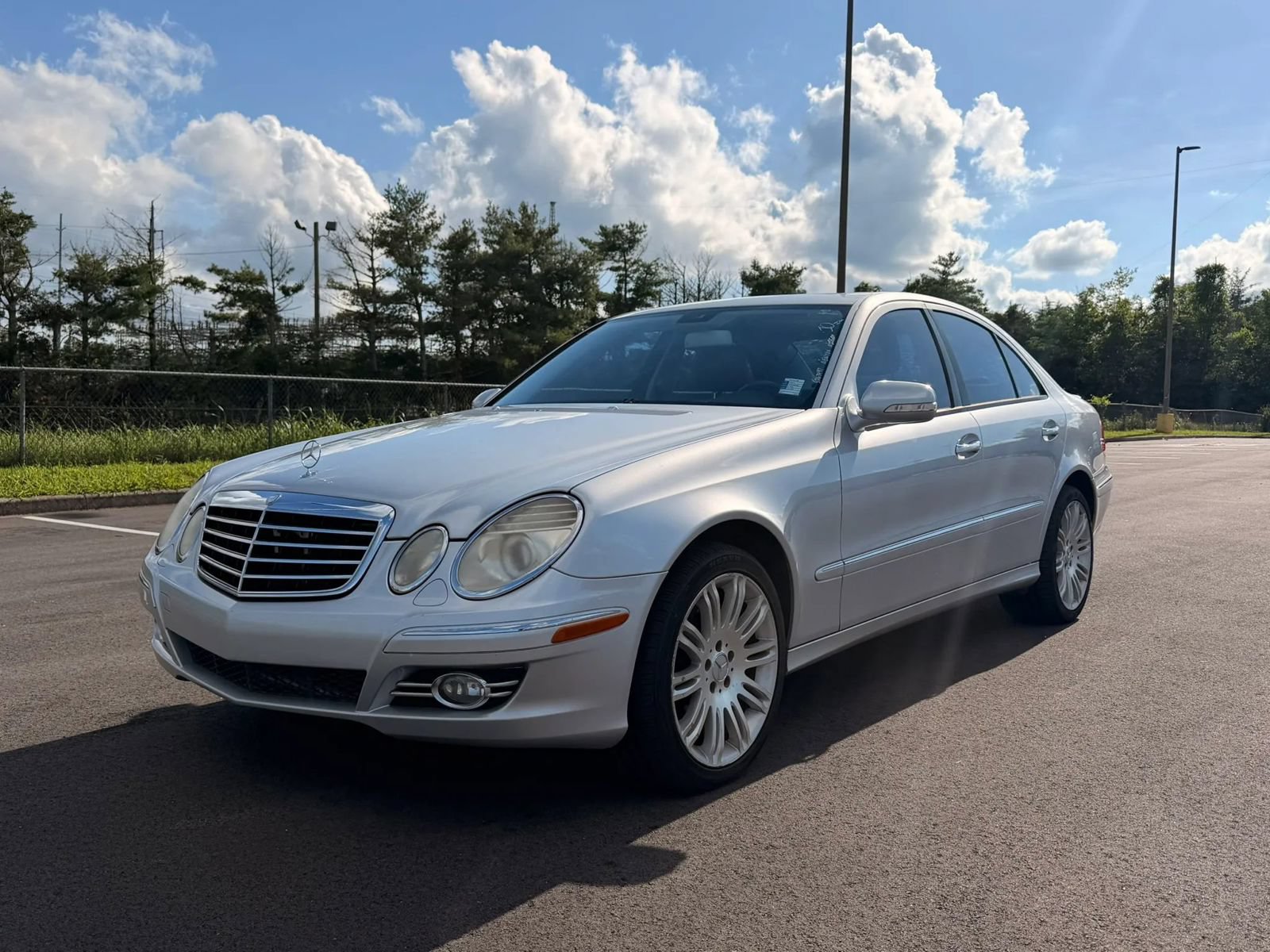 Used 2007 Mercedes-Benz E 550 Sedan image 1