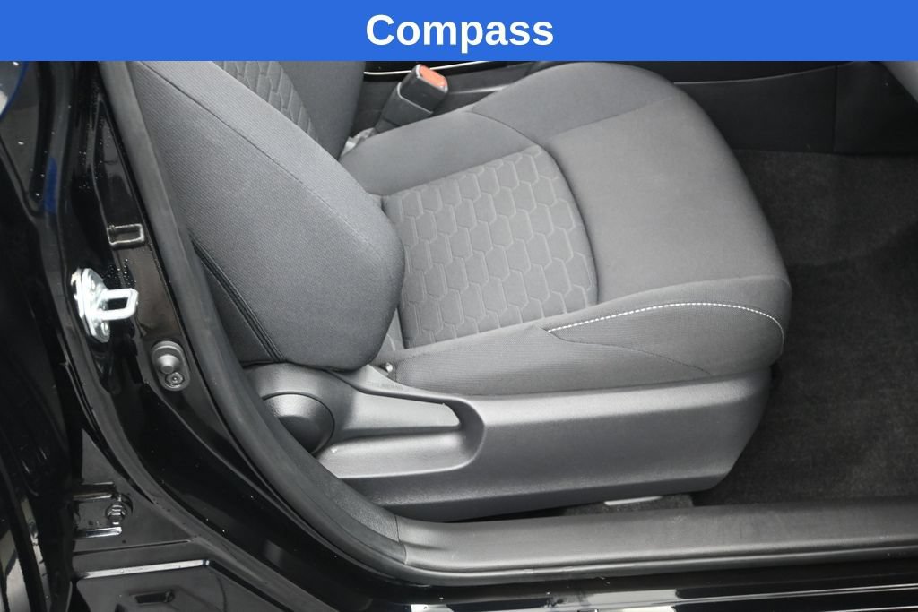 Used 2022 Toyota Corolla SE FWD image 11