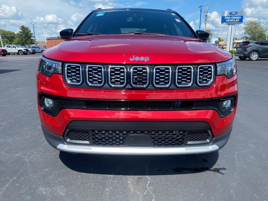 Used 2025 Jeep Compass Limited AWD/4WD image 8