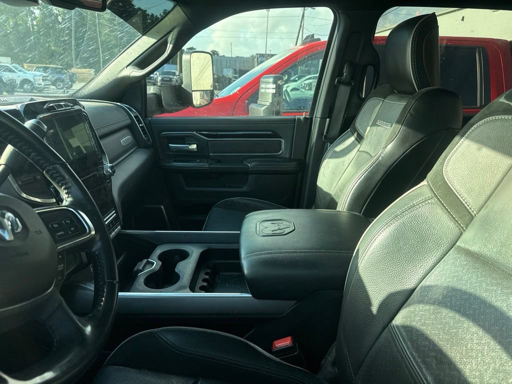 Used 2021 RAM 3500 Laramie w/ Night Edition AWD/4WD image 10