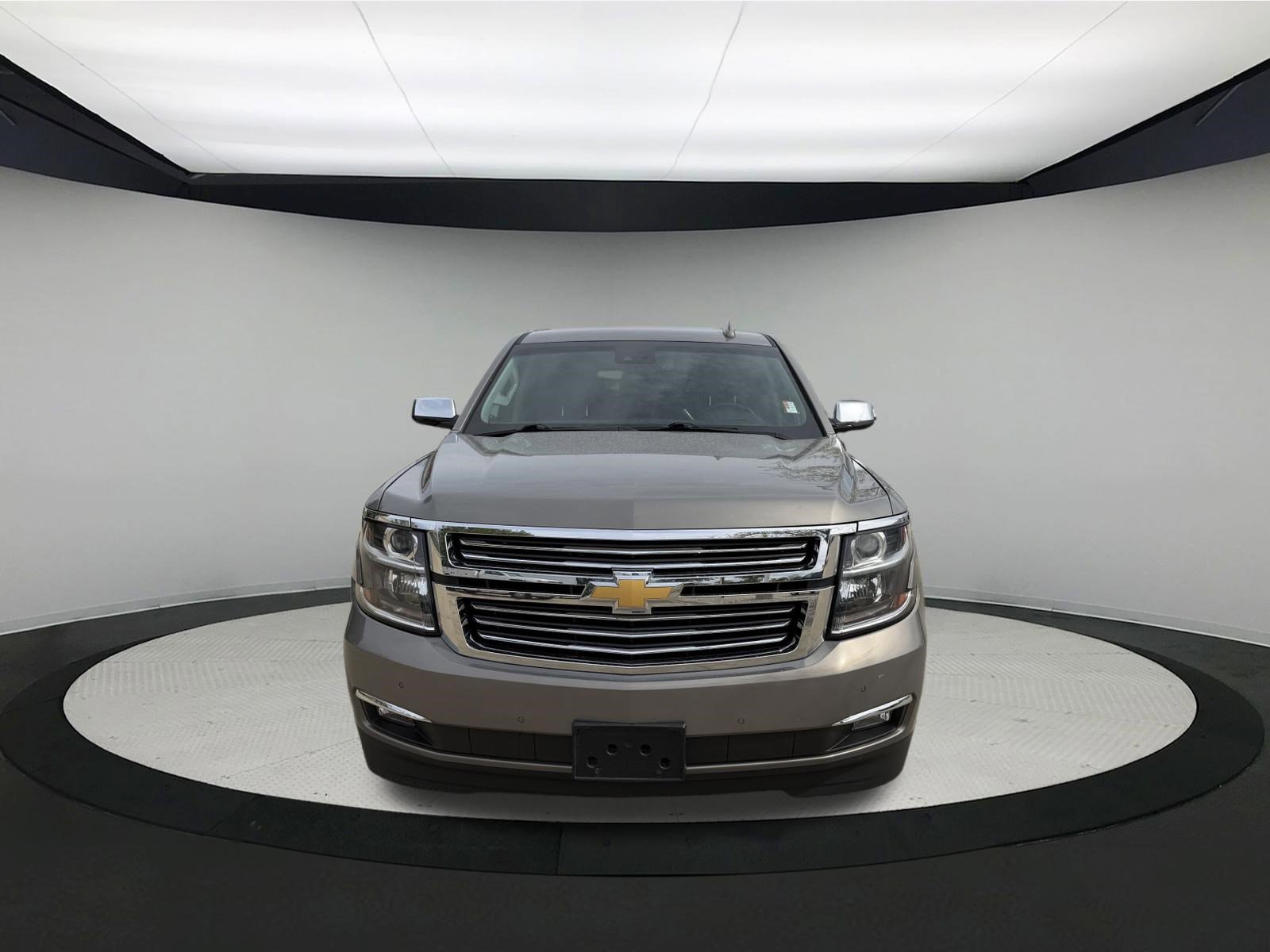 Used 2018 Chevrolet Suburban Premier w/ Max Trailering Package AWD/4WD image 2