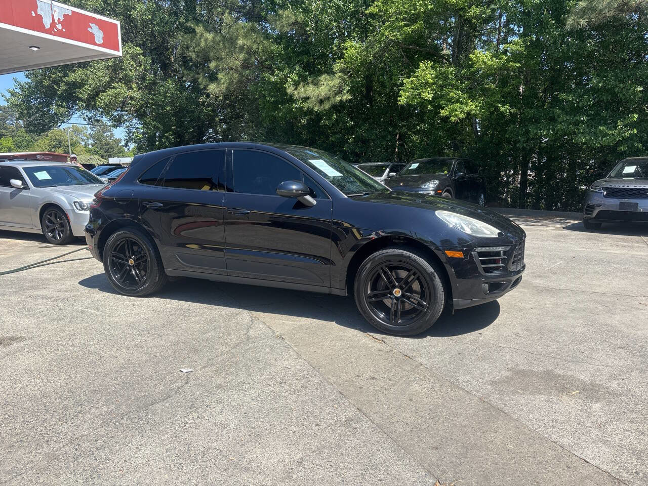 Used 2017 Porsche Macan AWD/4WD image 5
