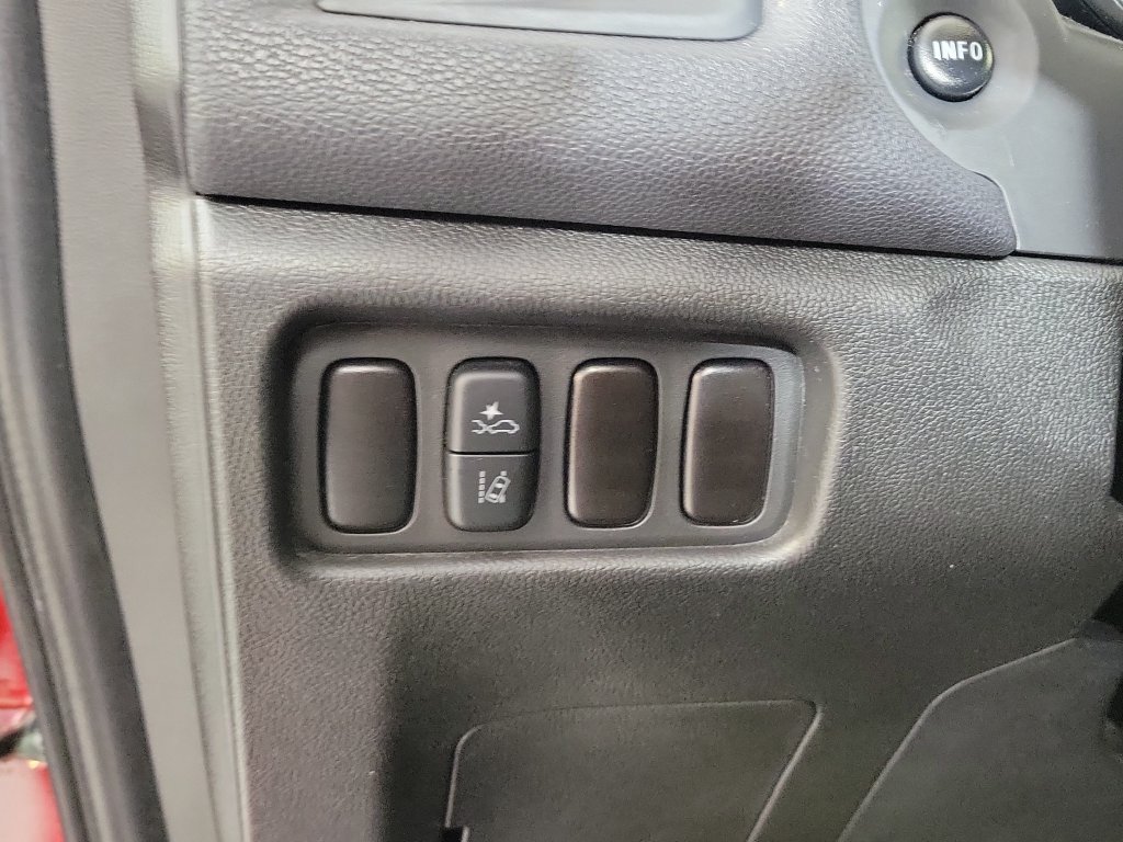 Used 2025 Mitsubishi Outlander Sport AWD image 13