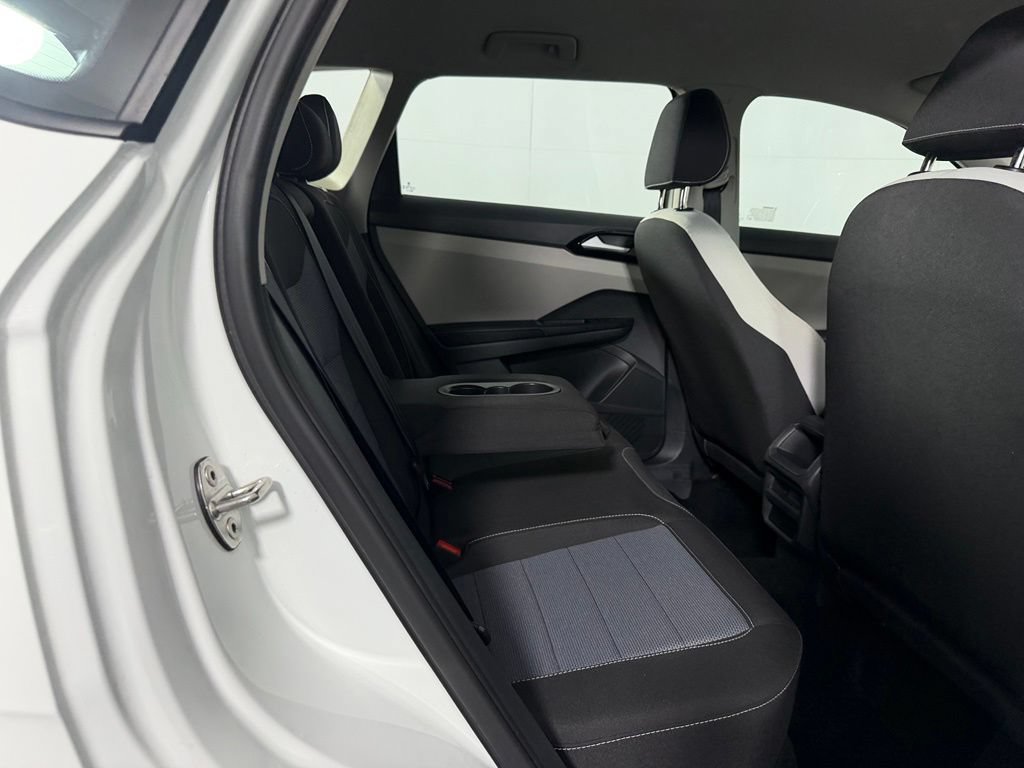 Used 2025 Volkswagen Taos S FWD image 18