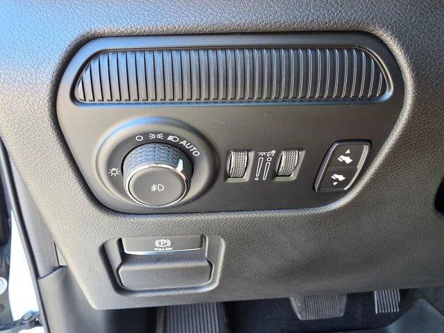 Used 2022 Jeep Grand Wagoneer Series I AWD/4WD image 32