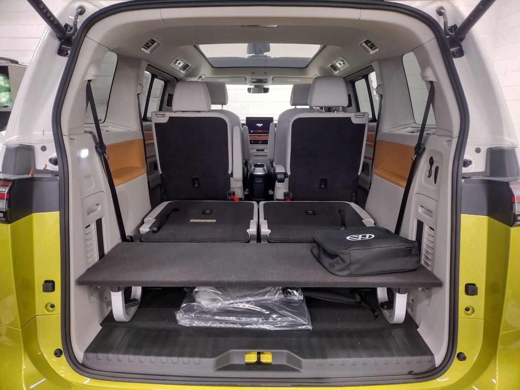 New 2025 Volkswagen ID. Buzz 1st Edition image 19