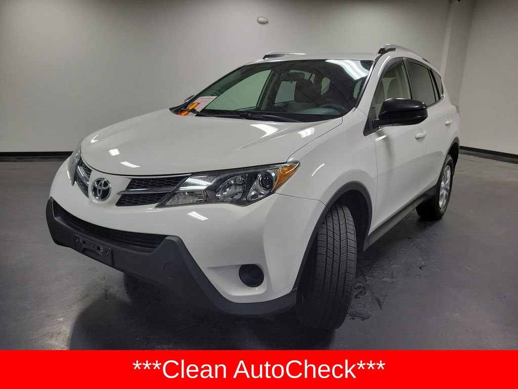 Used 2015 Toyota RAV4 LE image 4