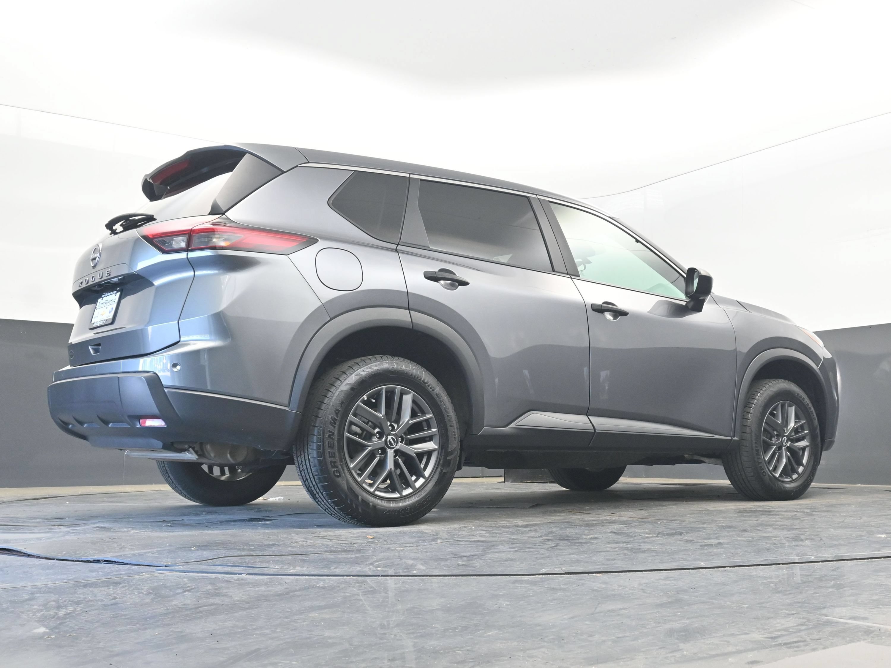 Certified 2024 Nissan Rogue S FWD image 28