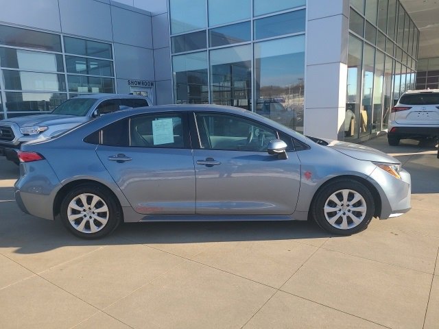 Used 2021 Toyota Corolla LE image 8