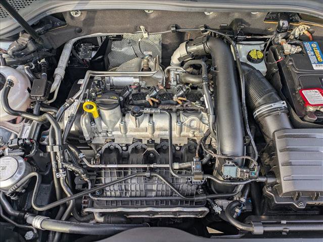 Used 2019 Volkswagen Golf SE image 23