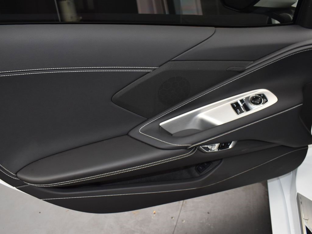 Used 2025 Chevrolet Corvette Stingray Coupe w/ 1LT image 11