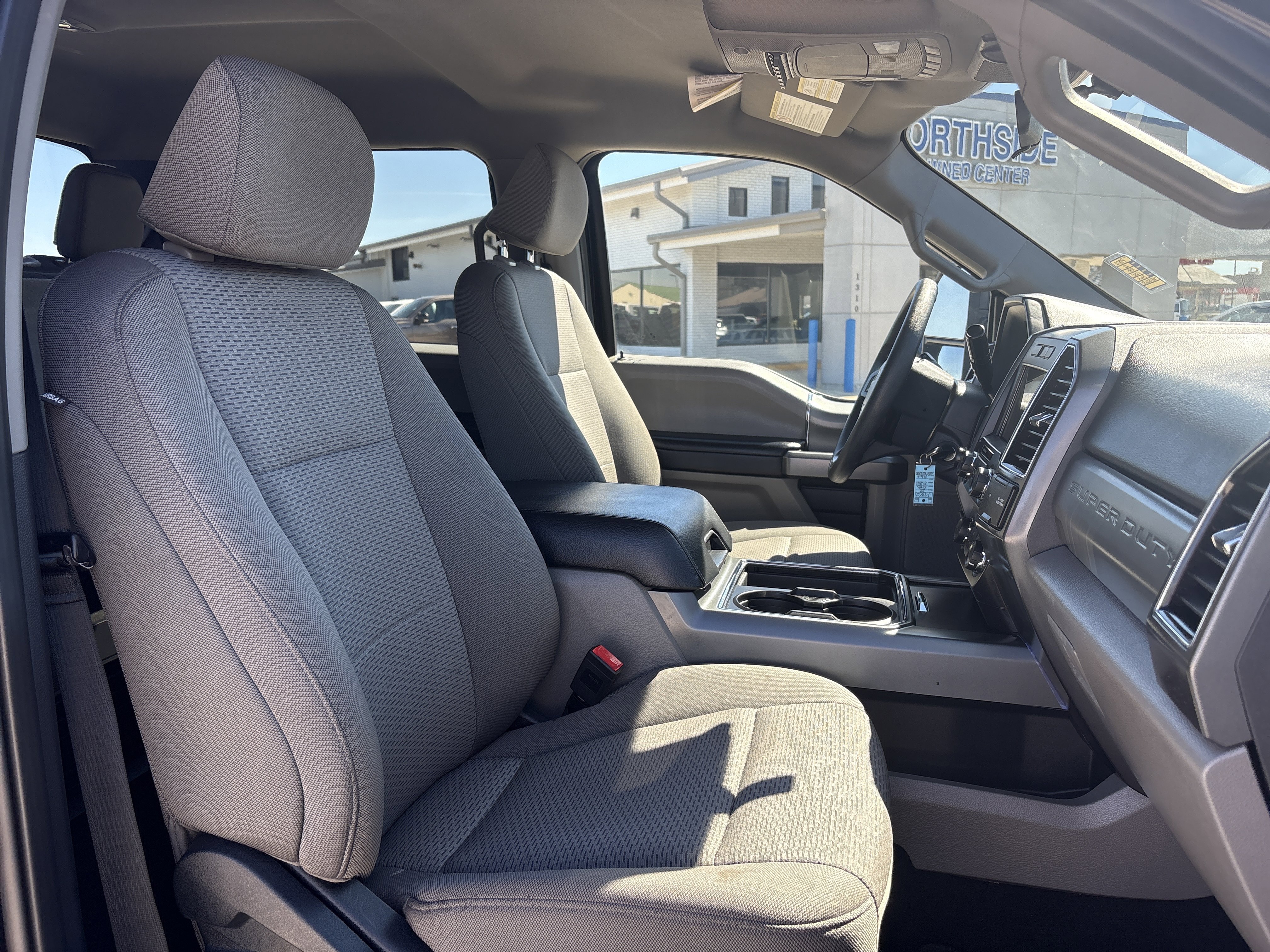 Used 2022 Ford F250 XLT w/ Black Appearance Package image 11