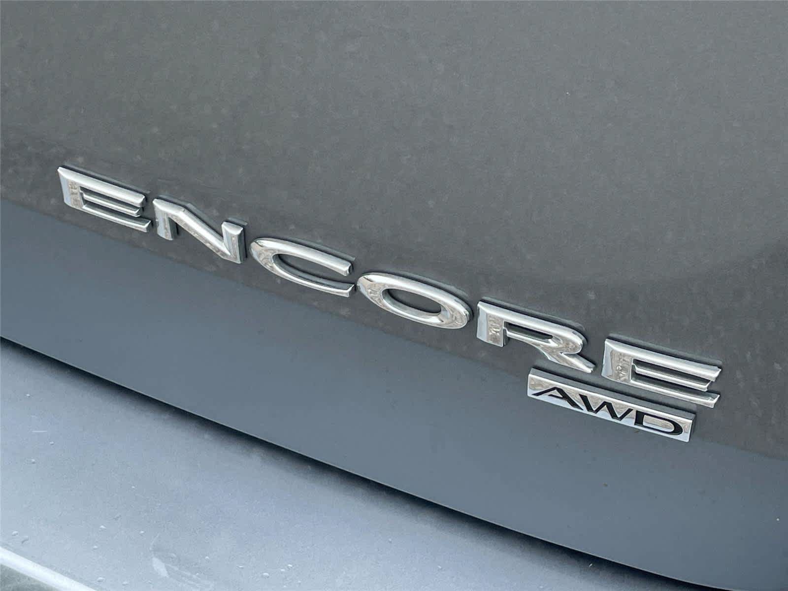 Used 2019 Buick Encore Sport Touring w/ Safety Package AWD/4WD image 8