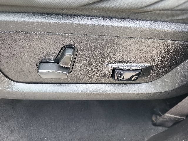 Used 2021 RAM 1500 Classic Warlock AWD/4WD image 25