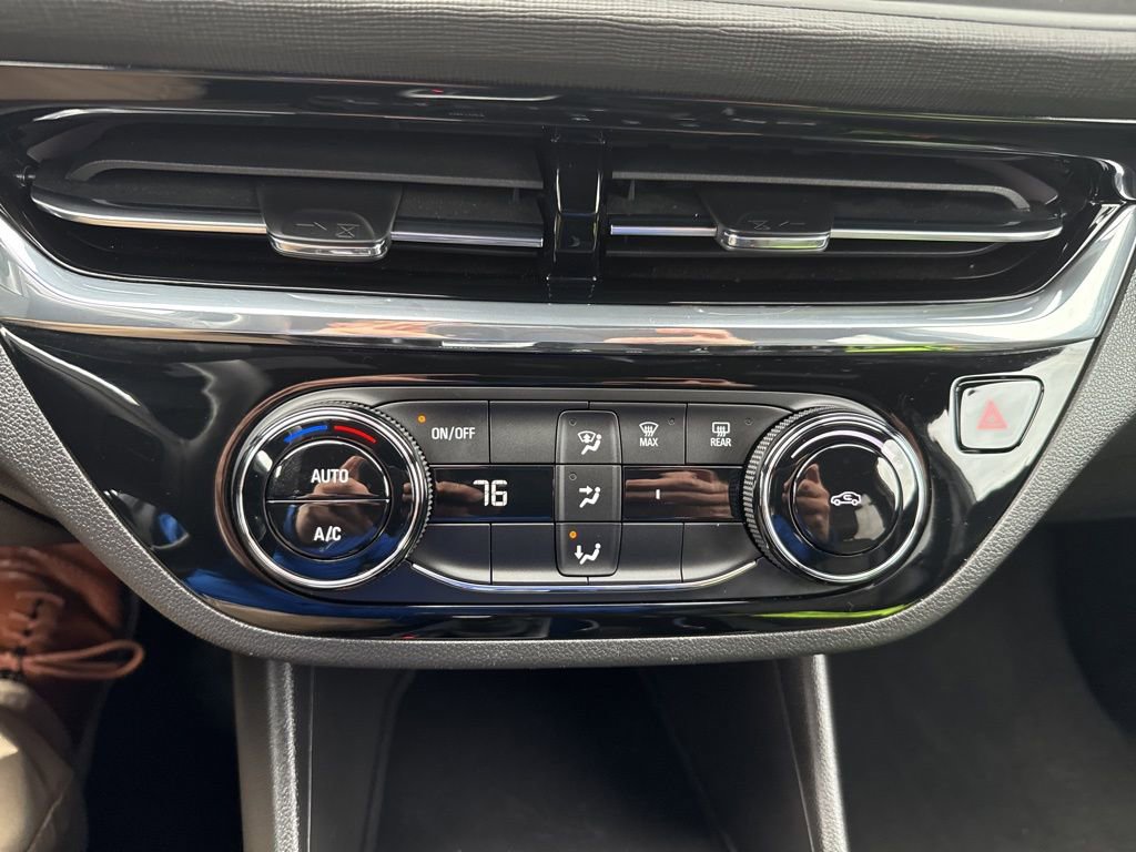 Used 2025 Buick Envista Sport Touring FWD image 12
