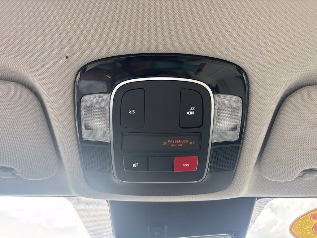 Used 2025 Hyundai Sonata SEL FWD image 30